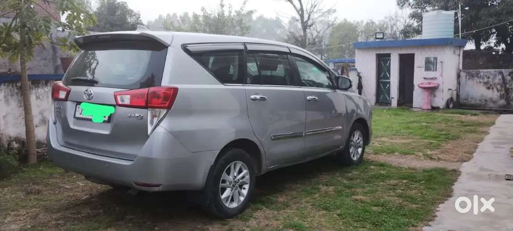 Toyota Innova Crysta 2017 Diesel 150000 Km Driven