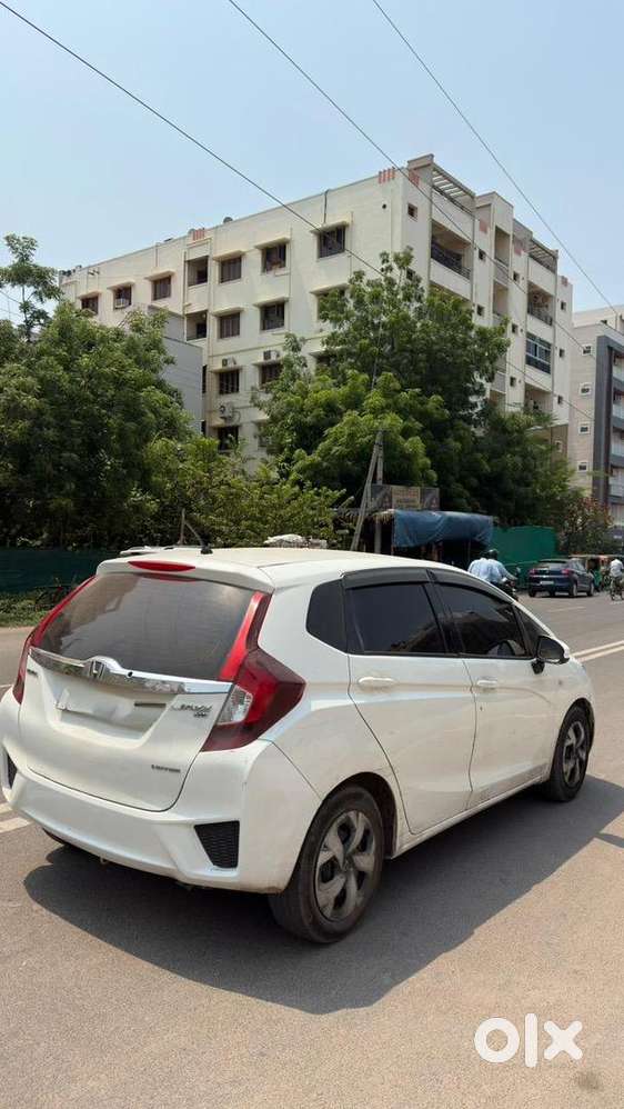 Honda Jazz 2016 Diesel Well Maintained