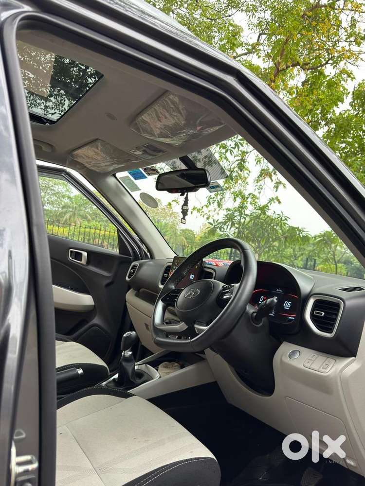 Hyundai Car Petrol 2023 Well Maintained