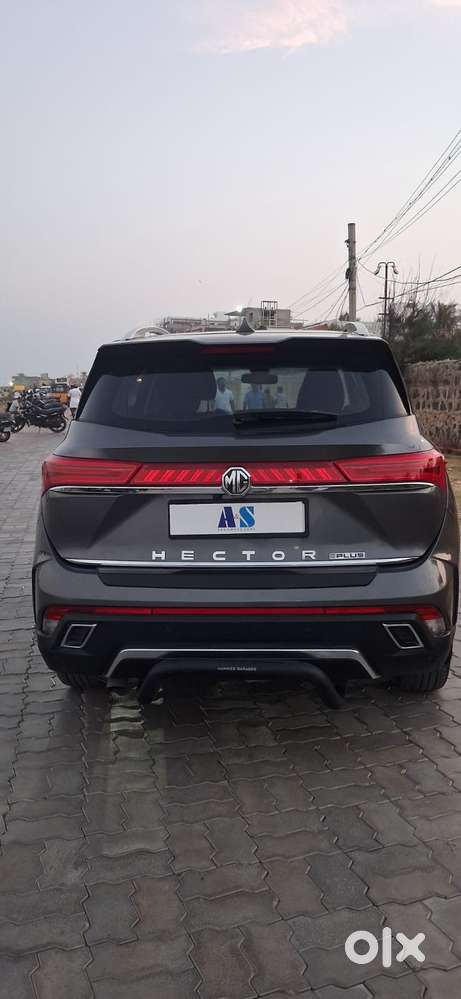 Mg Hector Plus Sharp Pro 1.5 Turbo Petrol Cvt 6 Str, 2023, Petrol