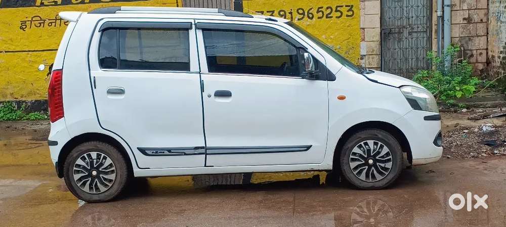 Maruti Suzuki Wagon Lxi 2013