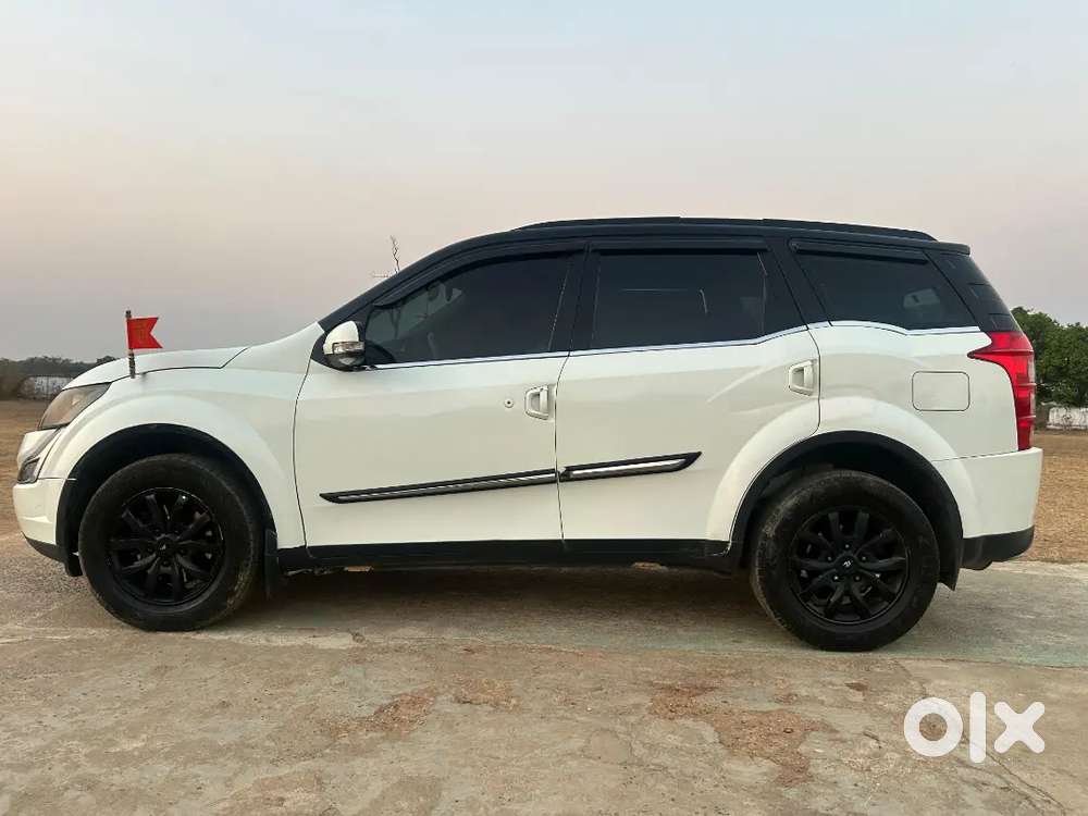 Mahindra Xuv500 2018 Diesel 142000 Km Driven