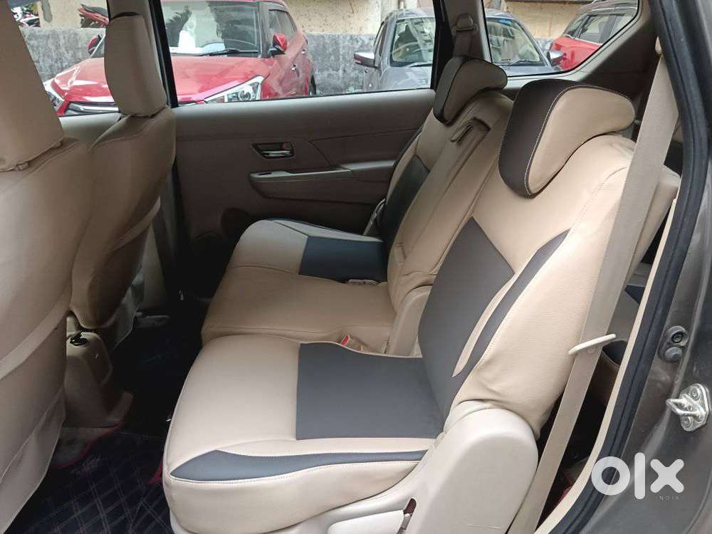 Maruti Suzuki Ertiga 2022-2023 Vxi Cng, 2022
