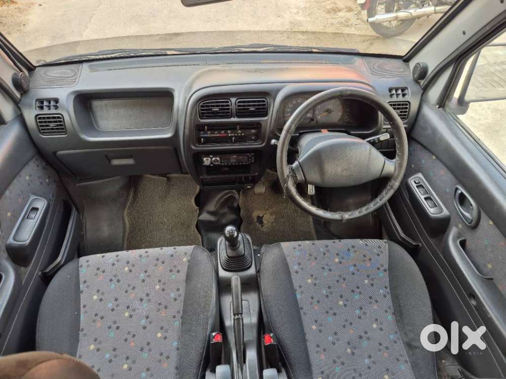 Maruti Suzuki Versa Dx 8 Seater, 2004, Petrol