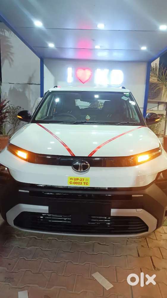 Top Model 2026 With Sunroof