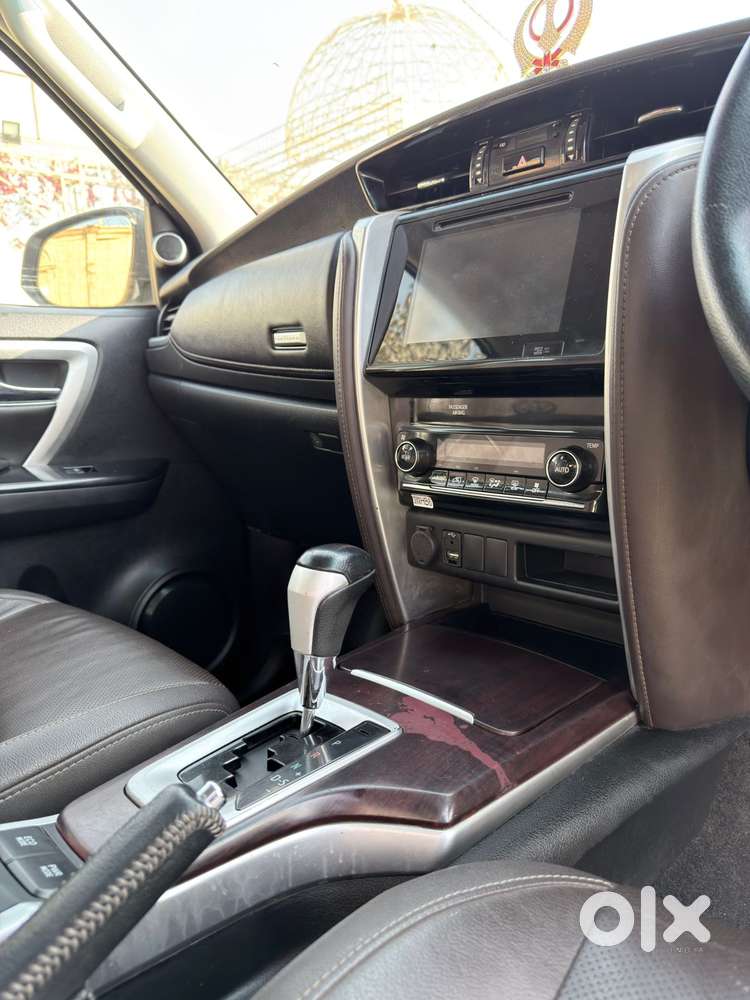 Toyota Fortuner 4x2 At 2.8 Diesel, 2019, Diesel