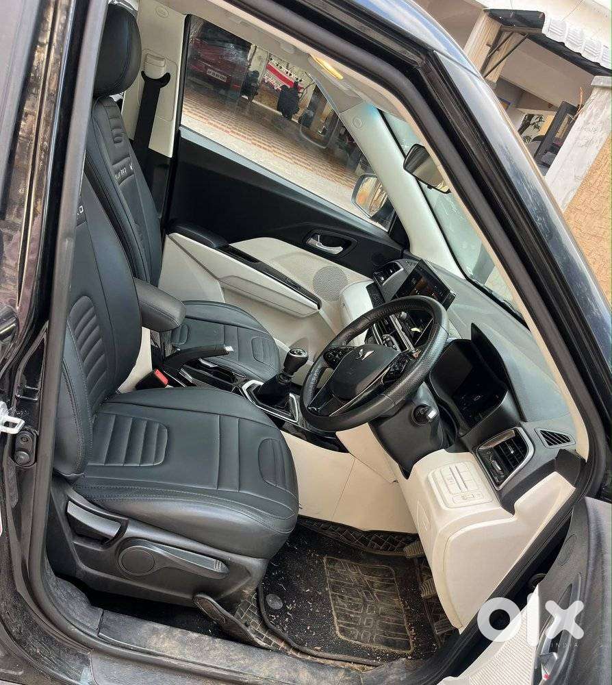 Mahindra Xuv 3xo Ax5 Ds Mt, 2024, Diesel