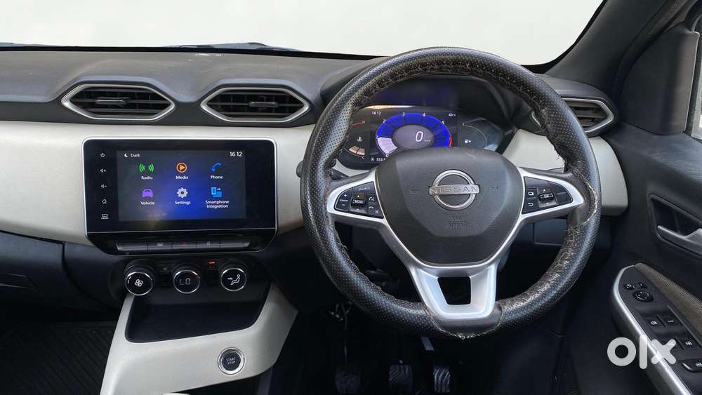 Nissan Magnite 1.0 Xv, 2021, Petrol