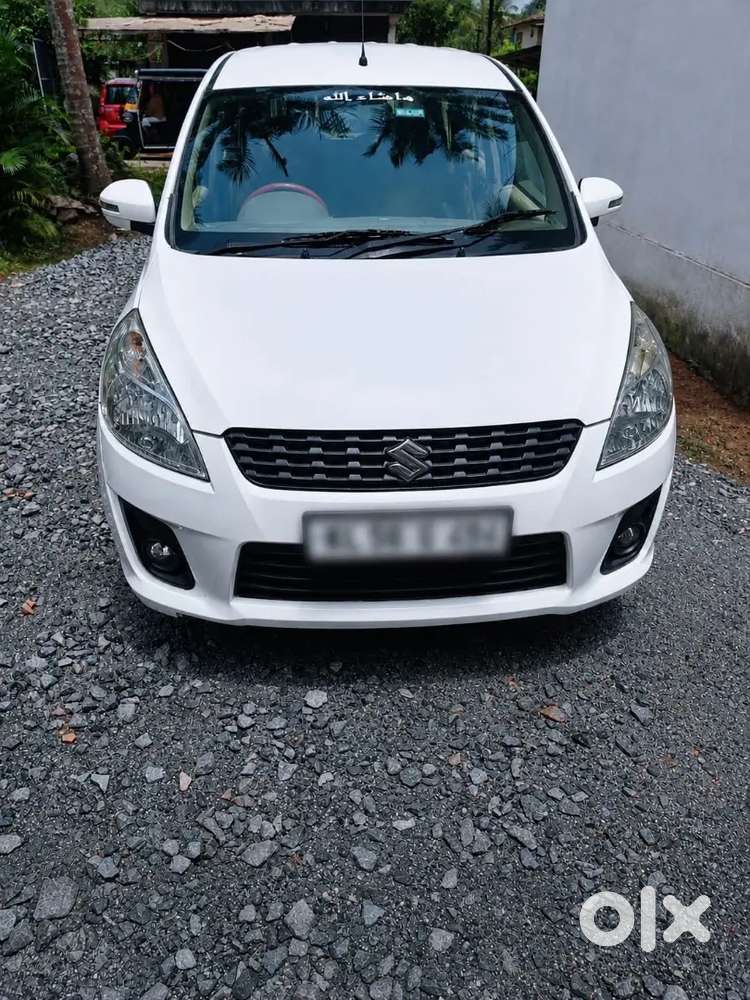 Maruti Suzuki Ertiga 2012 Diesel 175000 Km Driven