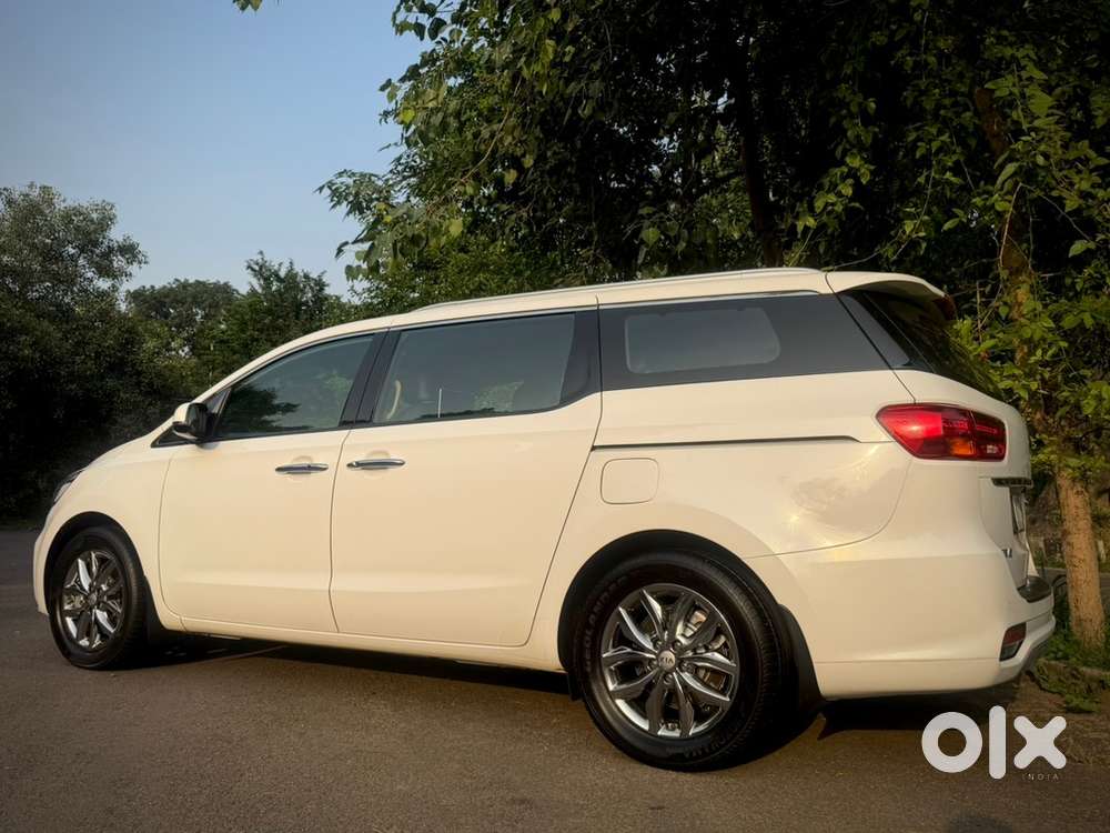2021 Kia Carnival Limousine Chandigarh Number