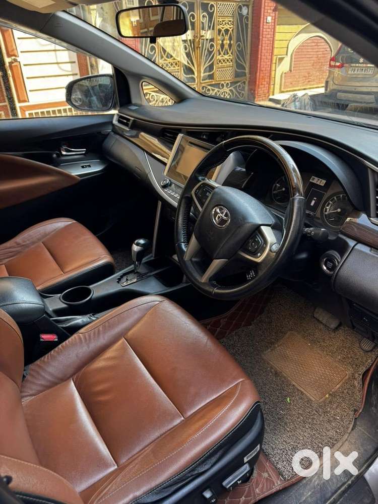 Toyota Innova Crysta 2016 Diesel 168000 Km Driven