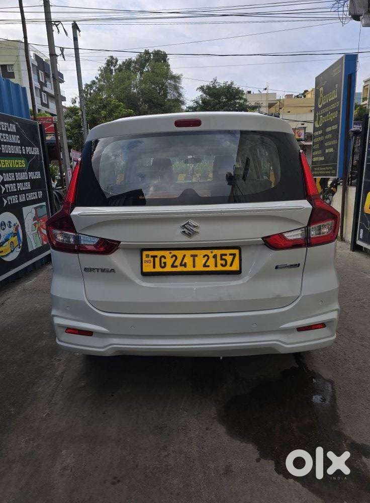 Maruti Suzuki Ertiga 1.5 Vxi Shvs, 2025, Petrol