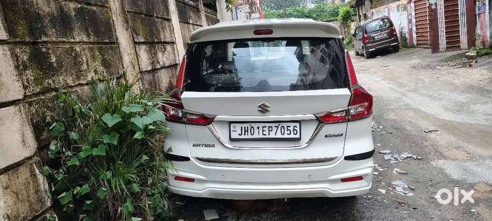 Maruti Suzuki Ertiga 2022 Petrol 75000 Km Driven
