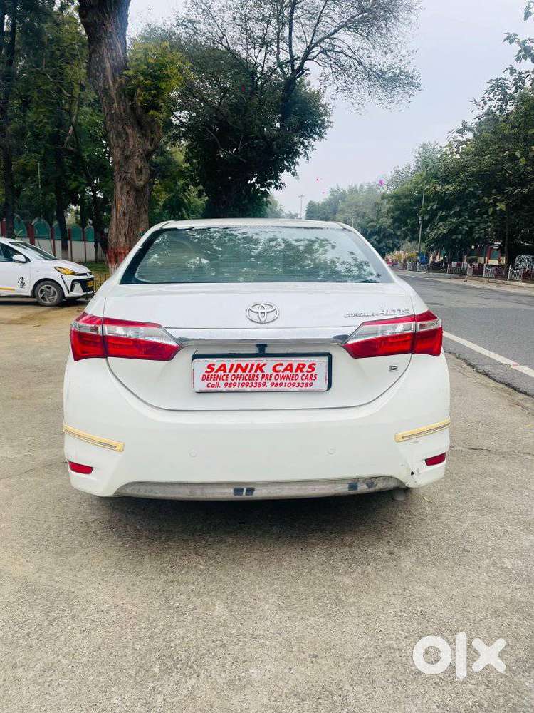 Toyota Corolla Altis 2013-2017 G At, 2014, Petrol