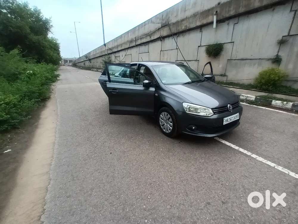 Volkswagen Vento 2013 December. 2nd Owner..petrol.89000 Km Running