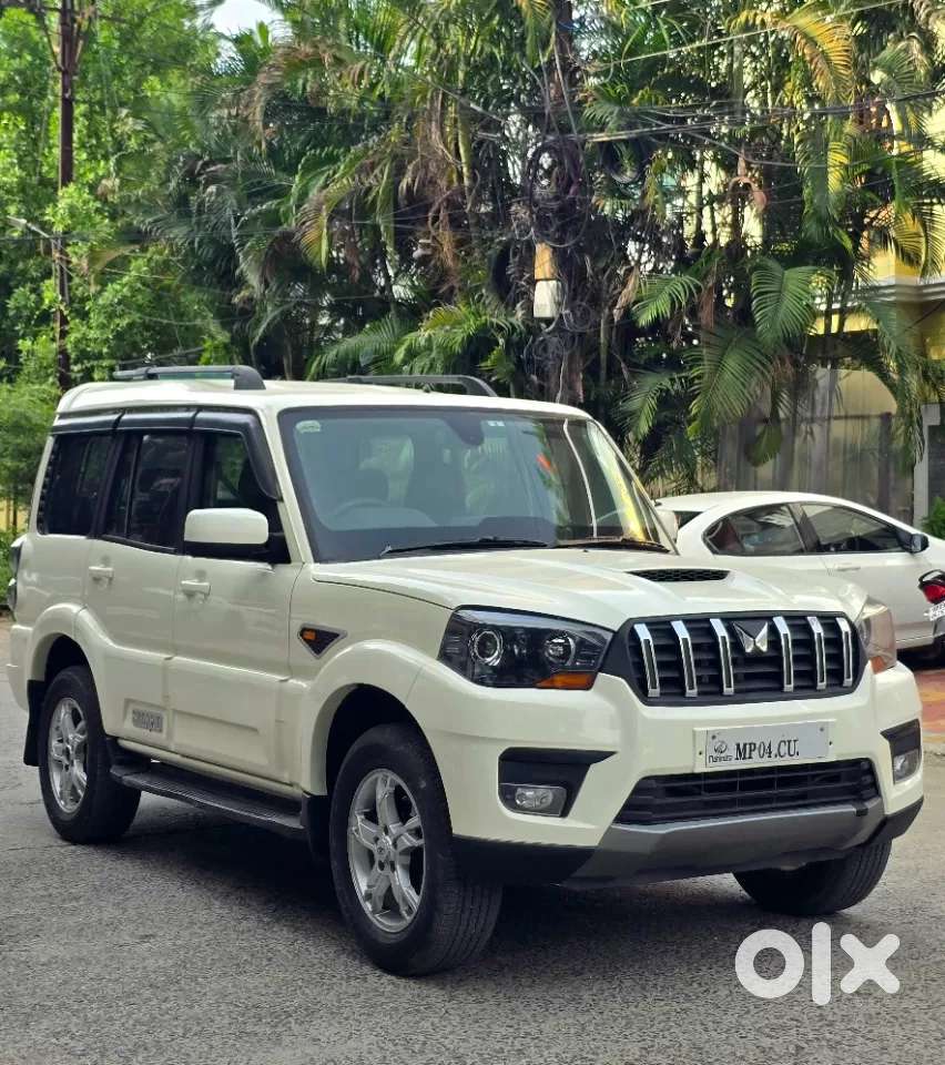 Mahindra Scorpio S10, 2017, Diesel