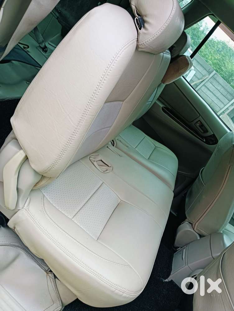 Toyota Innova 2.5 G4 Diesel 8-seater, 2009, Diesel