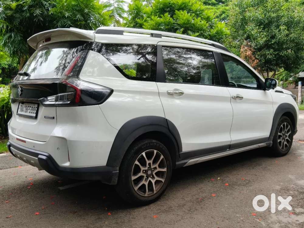 Maruti Suzuki Xl6 1.5 Zeta At, 2025, Petrol