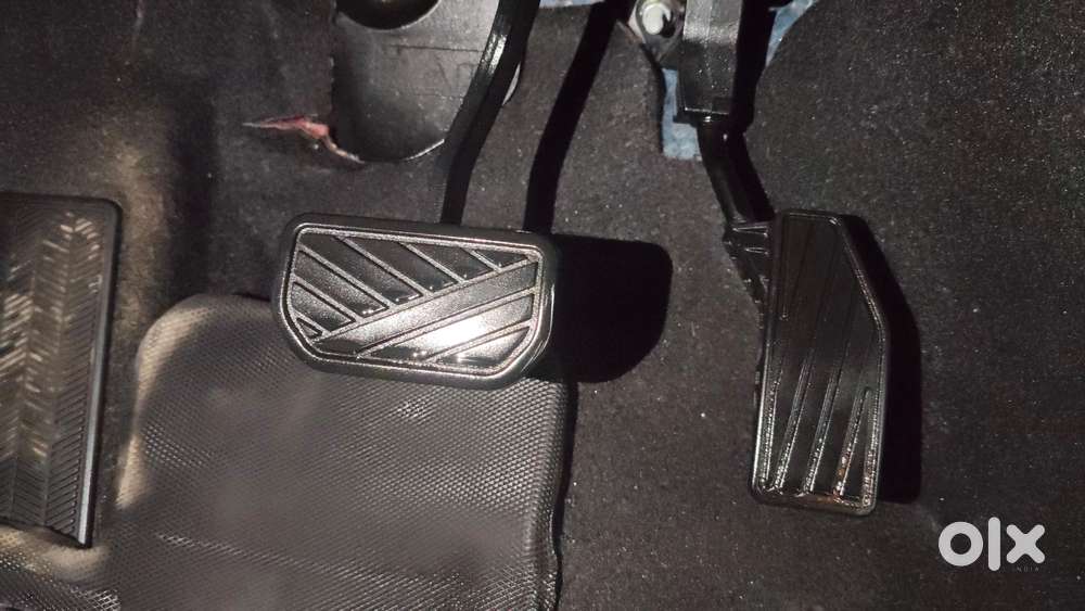 Maruti Suzuki Fronx Delta Plus 1.2l Ags, 2025, Petrol