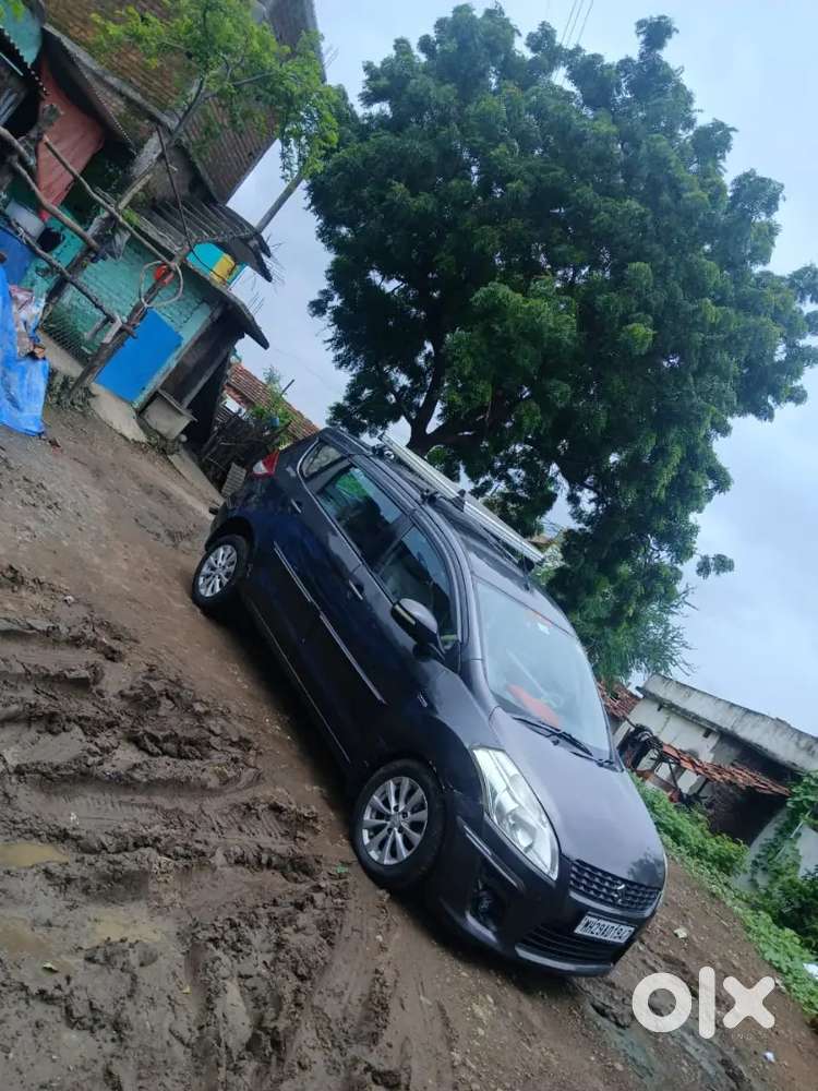 Maruti Ertiga Zdi 2012 (top Model )