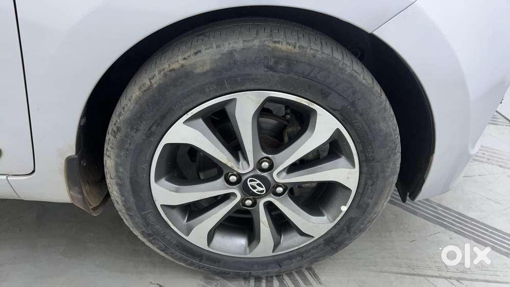 Hyundai Xcent 1.2 Vtvt Sx Option, 2015, Petrol