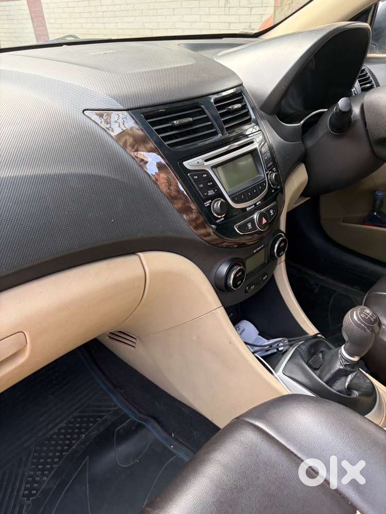 Hyundai Fluidic Verna 2013