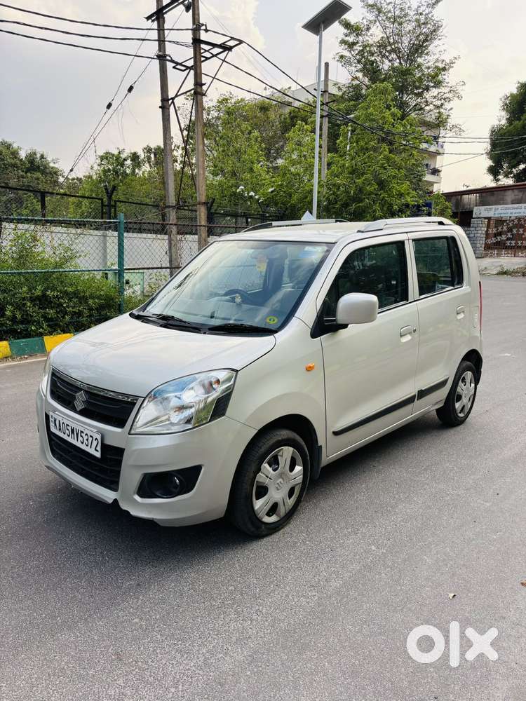 Maruti Suzuki Wagon R 1.0 Vxi Amt, 2017, Petrol