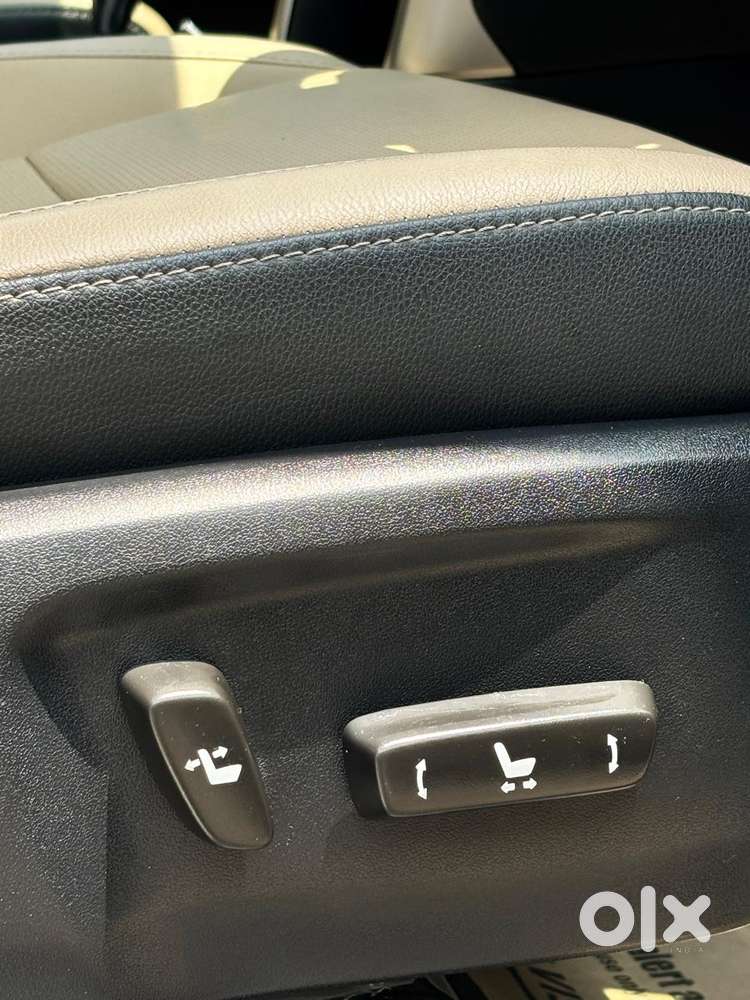 Toyota Innova Crysta 2.8z Automatic, 2019, Diesel