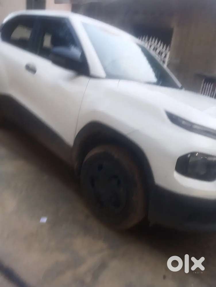 Tata Punch 2025 Camo Edition Petrol Auto