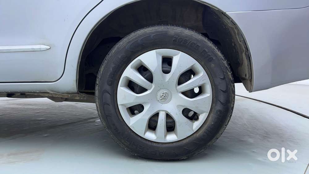 Toyota Innova Crysta 2.4 G Mt 7 Str, 2019, Diesel