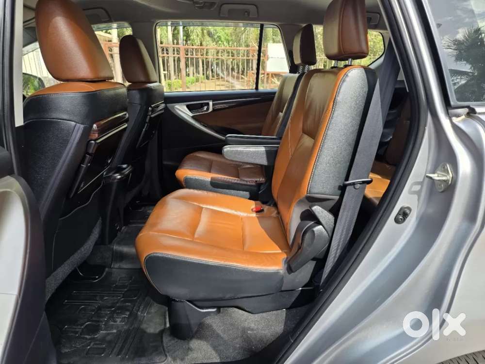 Toyota Innova Crysta [2020-ongoing] 2.7 Zx At 7 Str, 2017, Petrol
