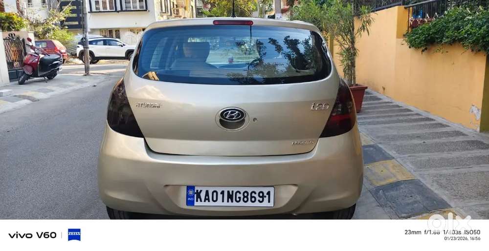 Hyundai I20 Magna Petrol 2011