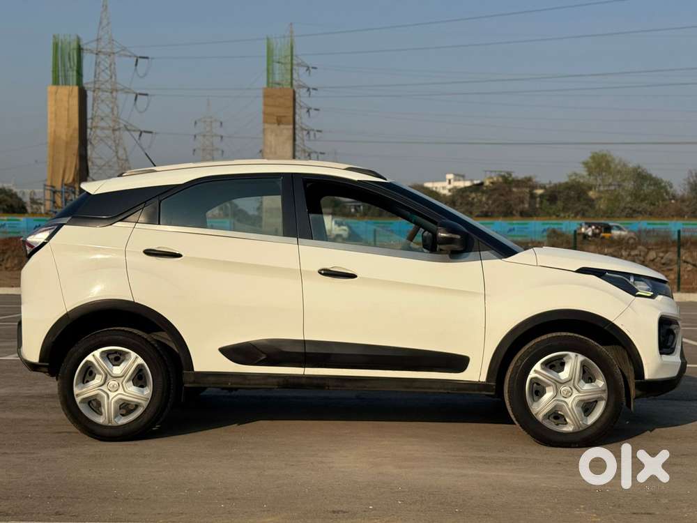 Tata Nexon 1.2 Revotron Xm (s), 2021, Petrol