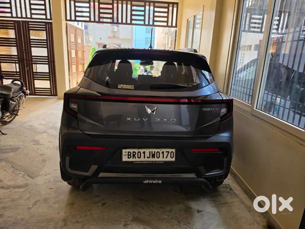 Mahindra Xuv 3xo Petrol 2026