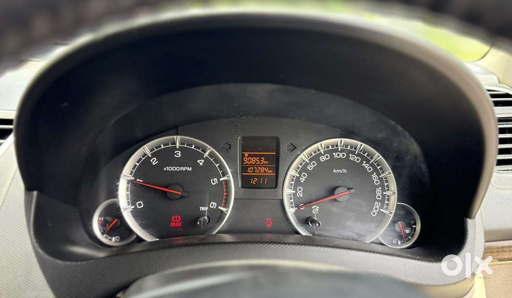 Maruti Suzuki Swift Dzire Vdi Bsiv, 2015, Diesel