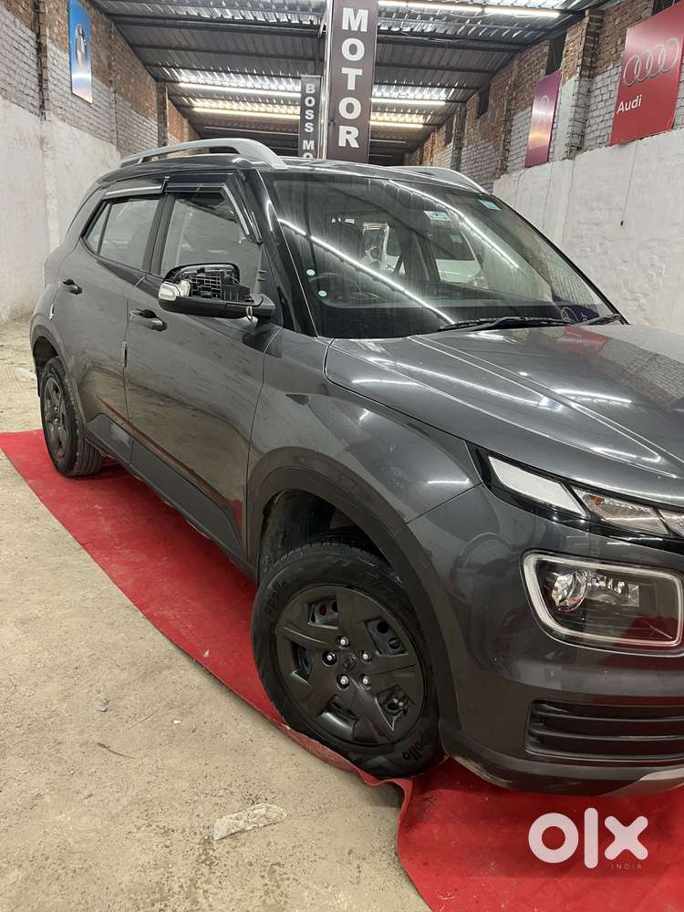 Hyundai Venue 1.2 S (o), 2025, Petrol