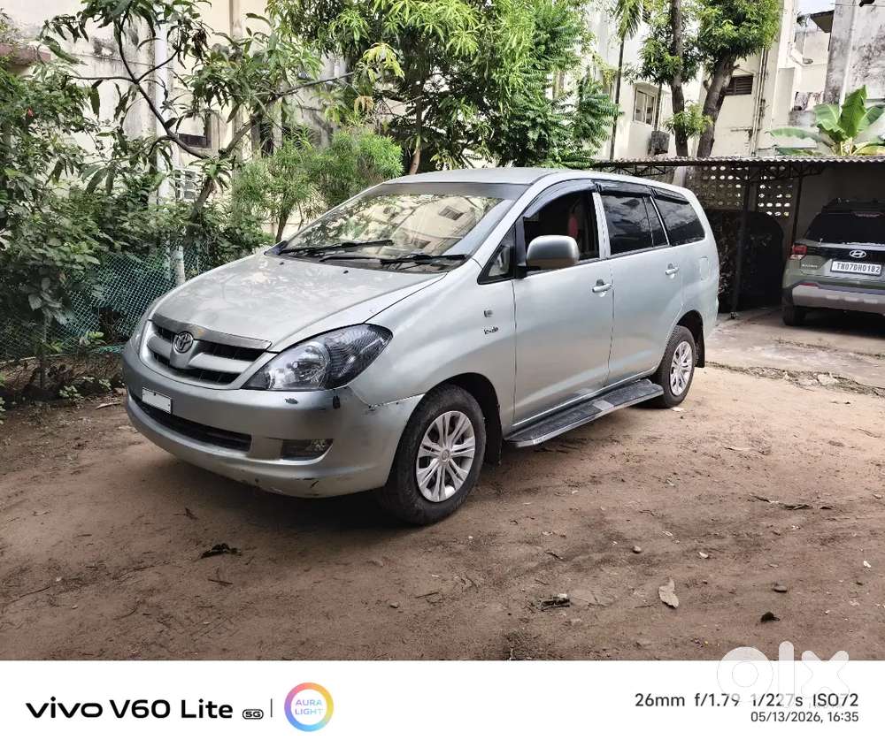 Toyota Innova 2005 Diesel 186000 Km Driven