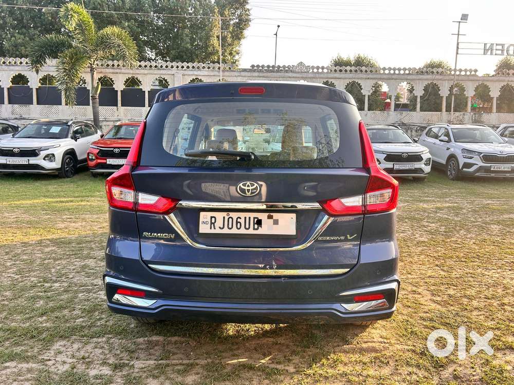 Toyota Rumion V At, 2023, Petrol