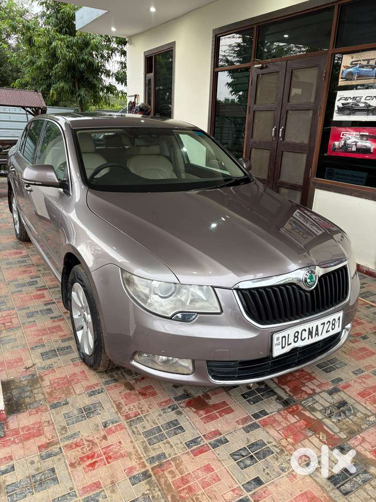Skoda Superb Elegance 1.8 Tsi At, 2012, Petrol