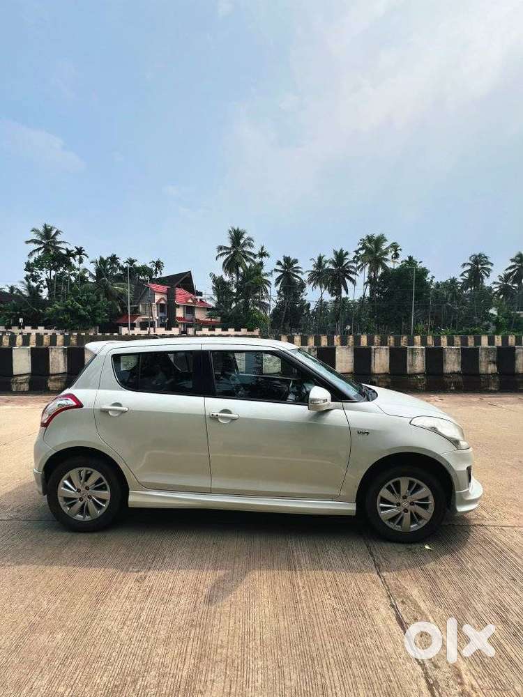 Maruti Suzuki Swift Zxi, 2017, Petrol