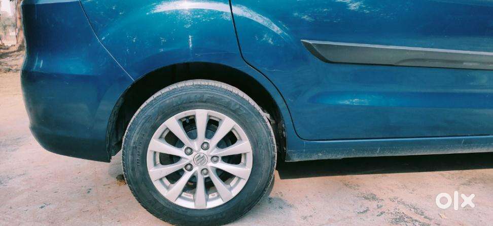 Maruti Suzuki Ertiga 1.5 Vxi, 2014, Petrol