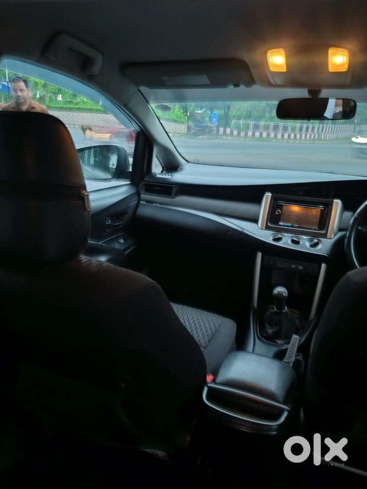 Toyota Innova Crysta 2016