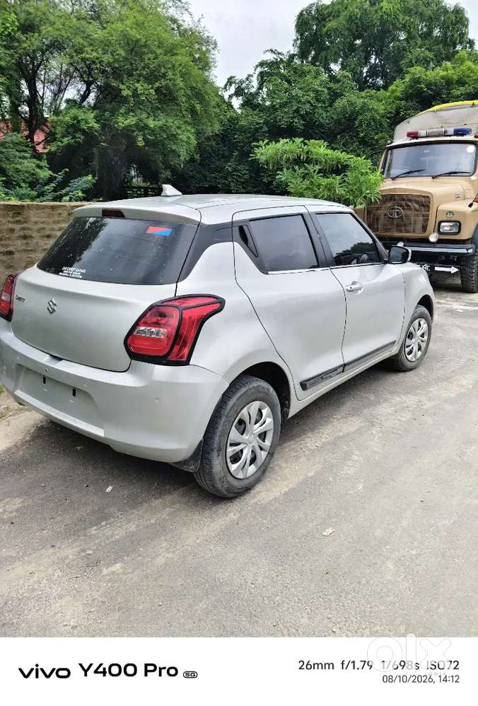 Maruti Suzuki Swift 2022 Lxi 25km कार