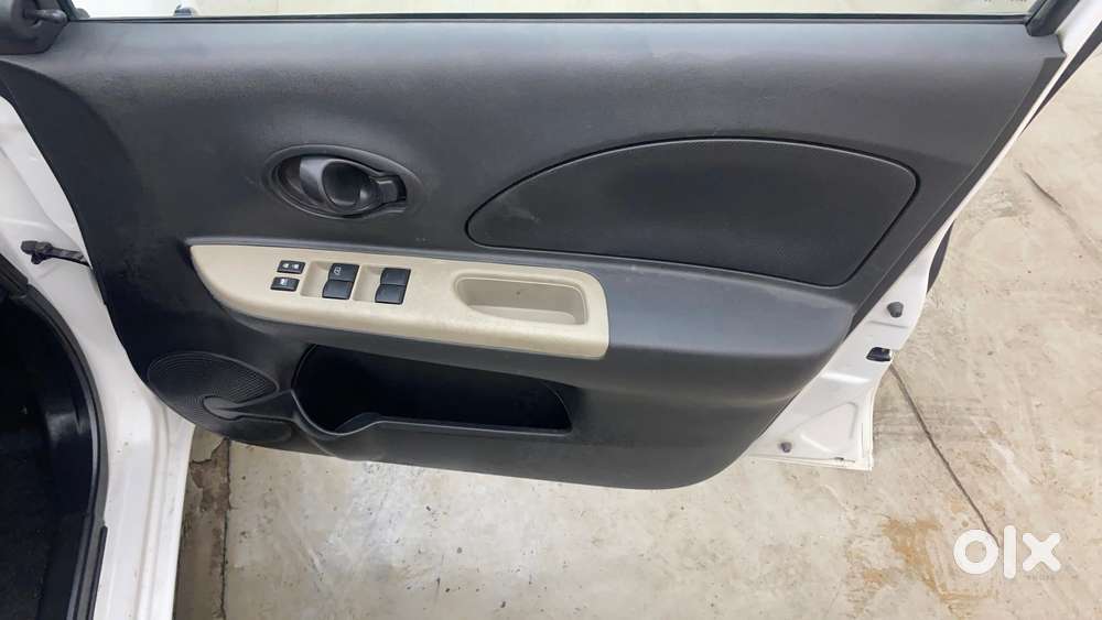 Nissan Micra Active Xv, 2015, Petrol