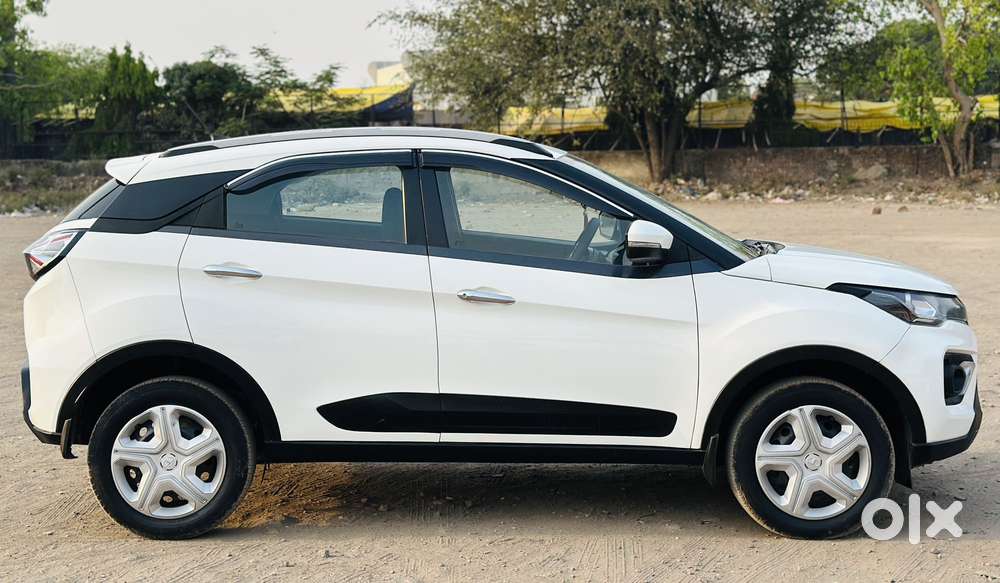 Tata Nexon 1.2 Revotron Xm (s), 2023, Diesel