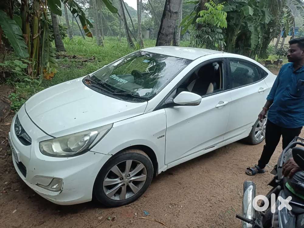 Hyundai Verna 1.6 Sx 2027