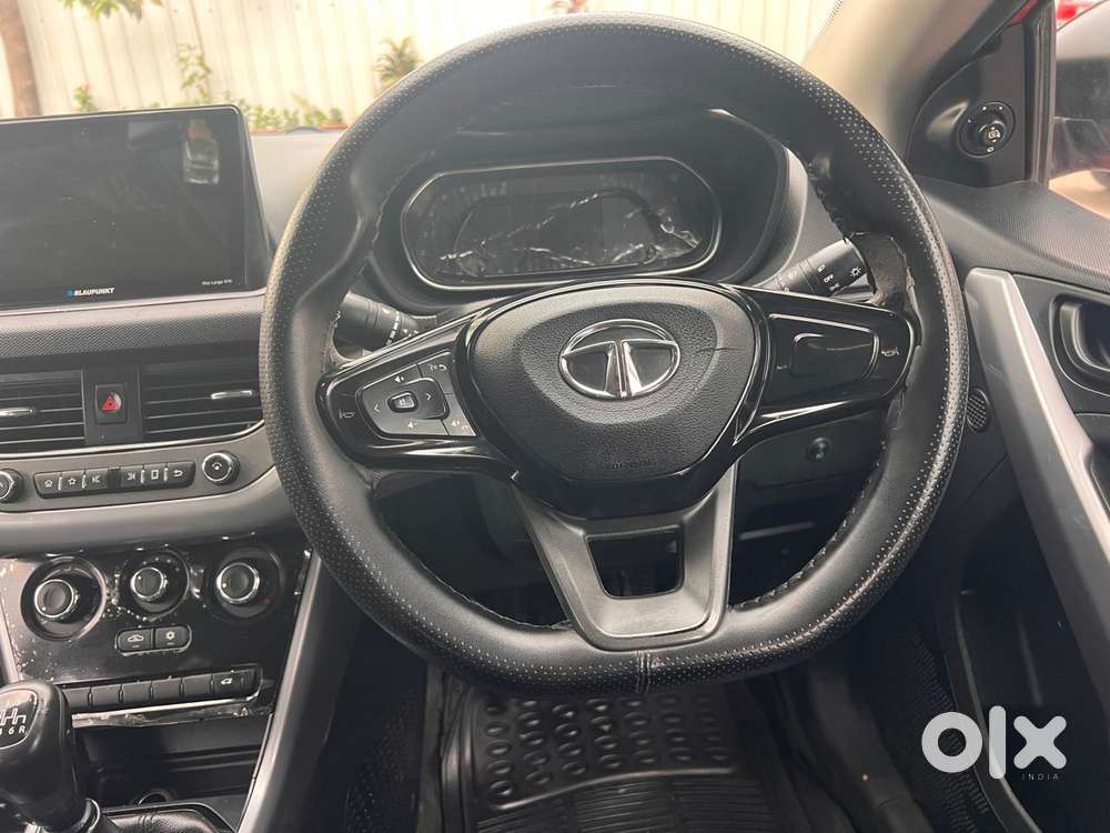 Tata Nexon 1.5 Revotorq Xm (s), 2022, Diesel