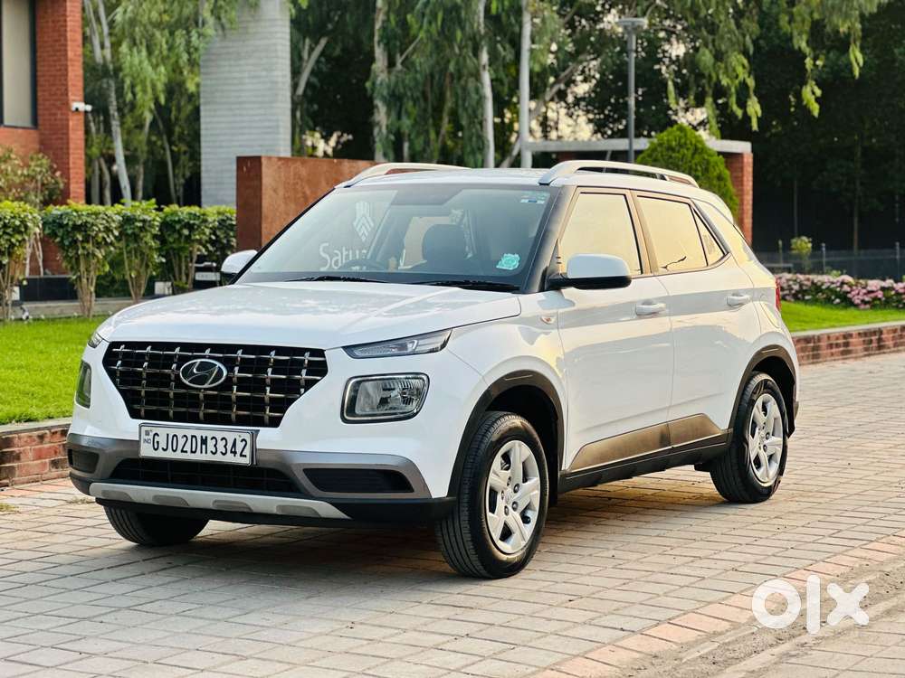 Hyundai Venue S Mt 1.2 Kappa, 2022, Cng & Hybrids