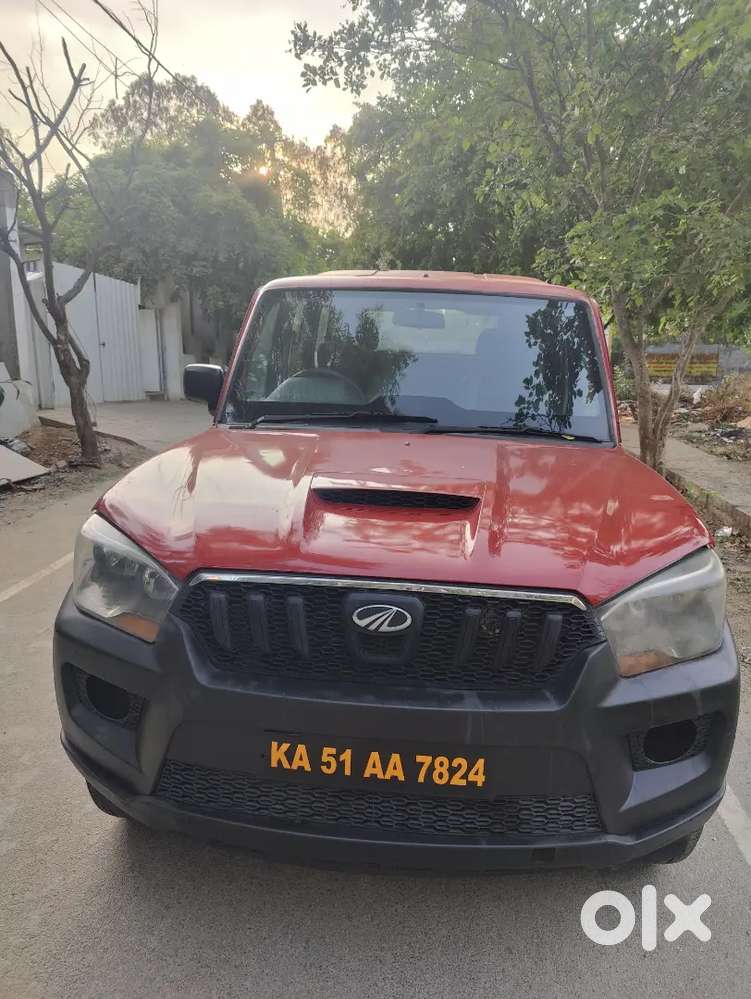 Mahindra Scorpio S4