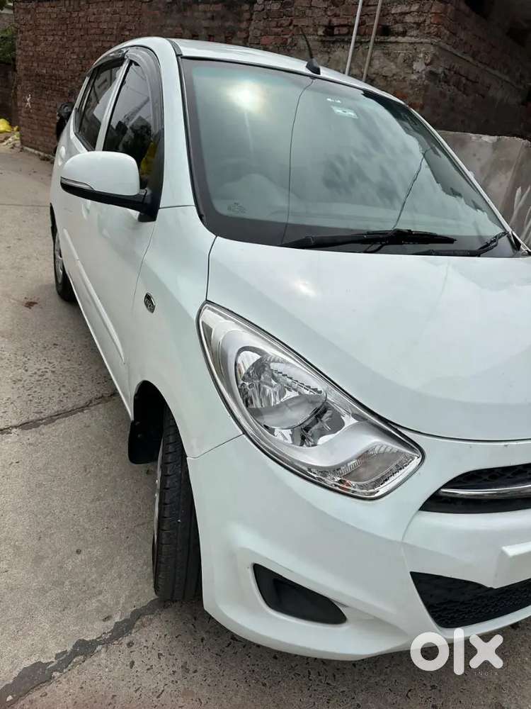 Hyundai I10 1.2 Sportz 2013